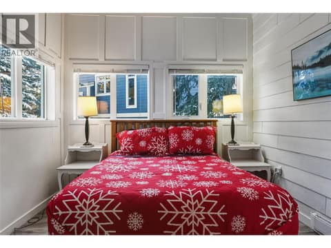 725 Monashee Road, SilverStar, photo 17