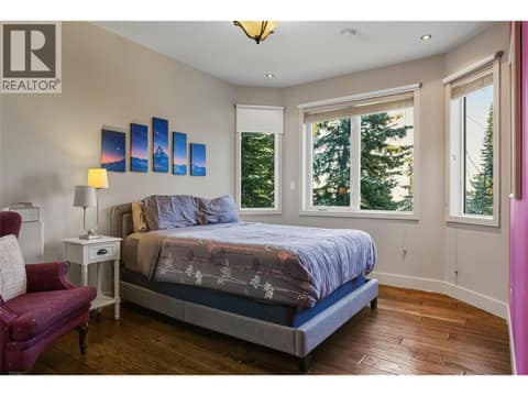 725 Monashee Road, SilverStar, photo 24