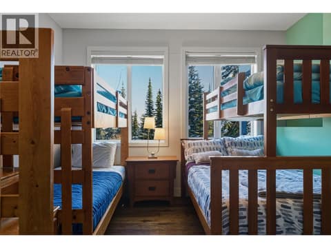 725 Monashee Road, SilverStar, photo 27