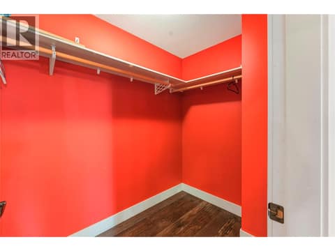 725 Monashee Road, SilverStar, photo 35