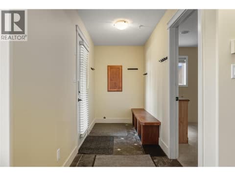 725 Monashee Road, SilverStar, photo 50