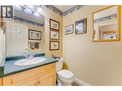 635 Monashee Road, Unit 8, SilverStar, photo 18