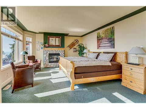 635 Monashee Road, Unit 8, SilverStar, photo 20