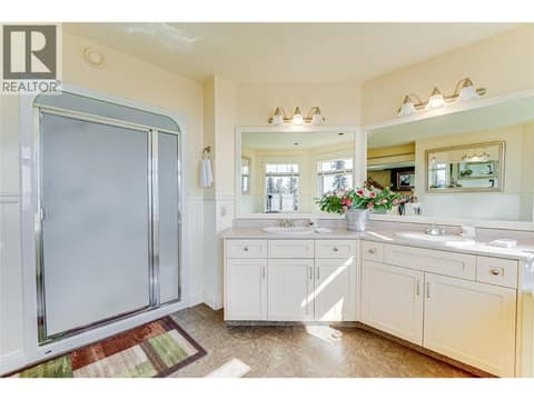 635 Monashee Road, Unit 8, SilverStar, photo 26