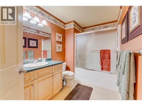 635 Monashee Road, Unit 8, SilverStar, photo 34