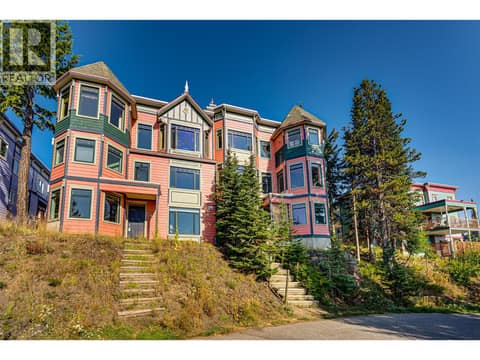 635 Monashee Road, Unit 8, SilverStar, photo 4