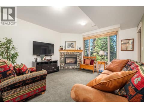 635 Monashee Road, Unit 7, SilverStar, photo 20