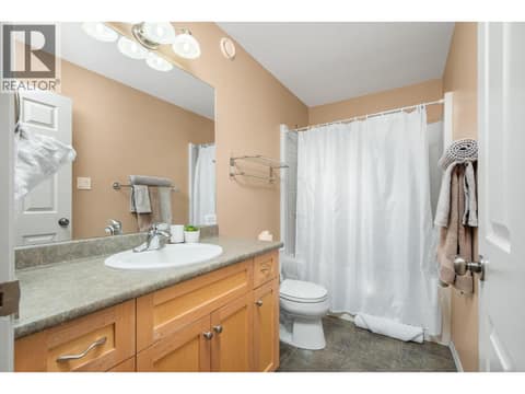 635 Monashee Road, Unit 7, SilverStar, photo 15