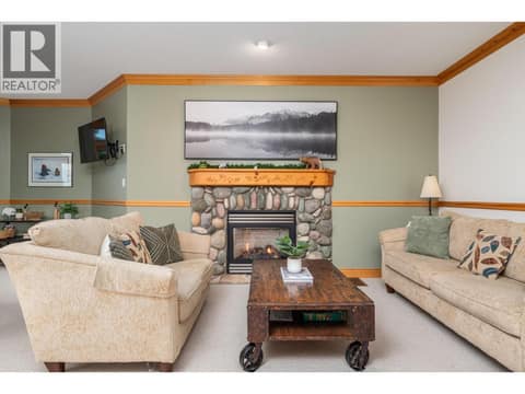 635 Monashee Road, Unit 7, SilverStar, photo 6