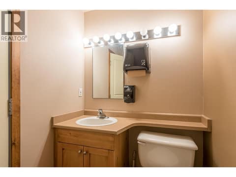 WW Common Area Bathroom