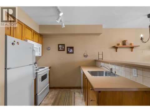 9802 Silver Star Road, Unit 204, SilverStar, photo 11
