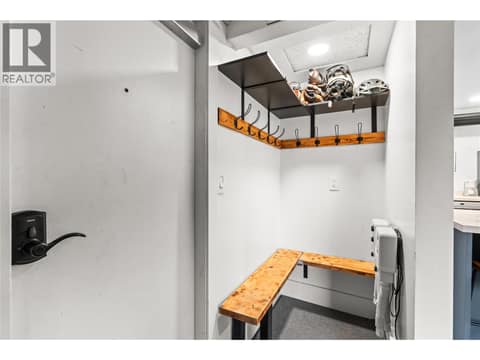 9885 Pinnacles Road, Unit 102, SilverStar, photo 3