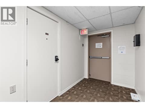 Entrance to common areas