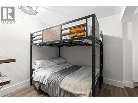 9885 Pinnacles Road, Unit 102, SilverStar, photo 15