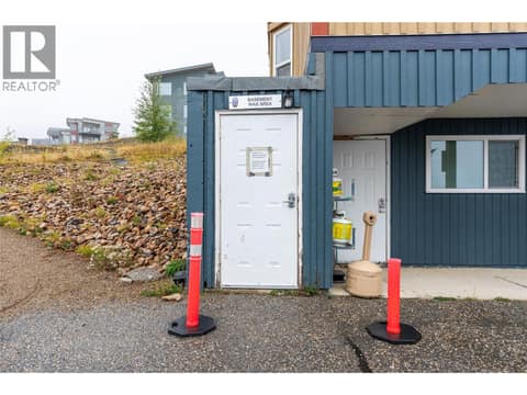 Entrance to lockers
