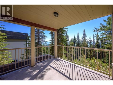 720 Monashee Court, SilverStar, photo 4