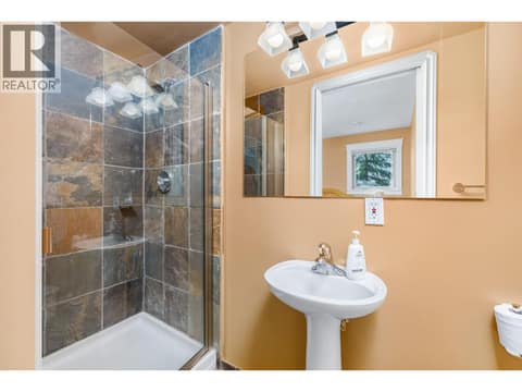 720 Monashee Court, SilverStar, photo 46