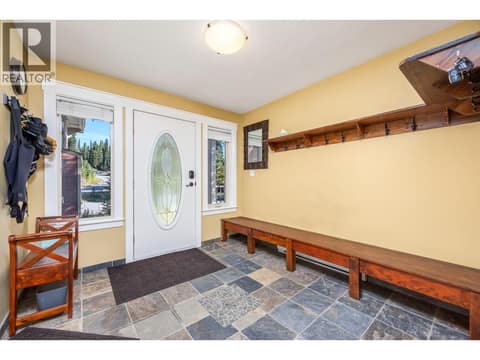 720 Monashee Court, SilverStar, photo 34