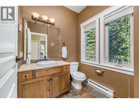 720 Monashee Court, SilverStar, photo 25