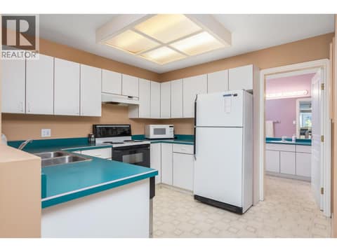 720 Monashee Court, SilverStar, photo 39