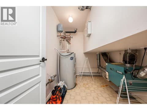 720 Monashee Court, SilverStar, photo 33