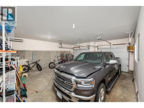 720 Monashee Court, SilverStar, photo 35