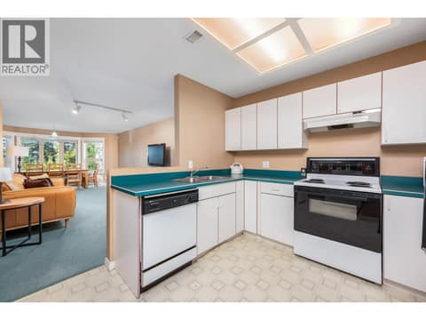 720 Monashee Court, SilverStar, photo 38