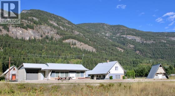 3152 6 Highway