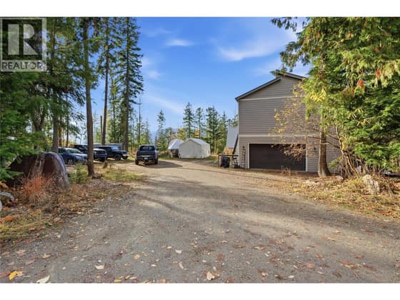 7636 Mountain Drive