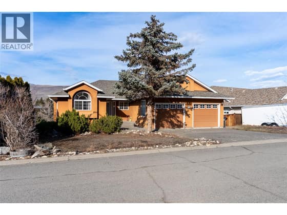 1230 VISTA HEIGHTS Drive