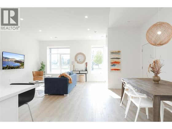 850 RAILWAY Lane Unit# 103