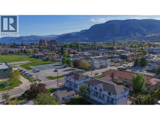 143 Green Avenue Unit# 102
