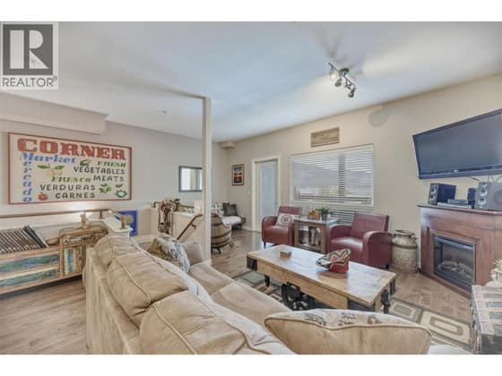 4300 44TH Avenue Unit# 109
