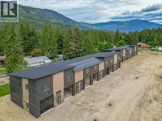 1002 Seed Frontage Road Unit# 10 Lot# PSL 10