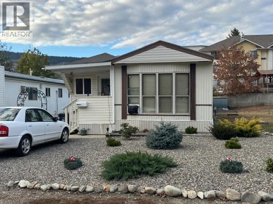 746 Thompson Avenue Unit# 3