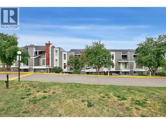 1435 Summit Drive Unit# 23