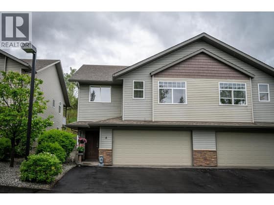 2046 ROBSON Place Unit# 4