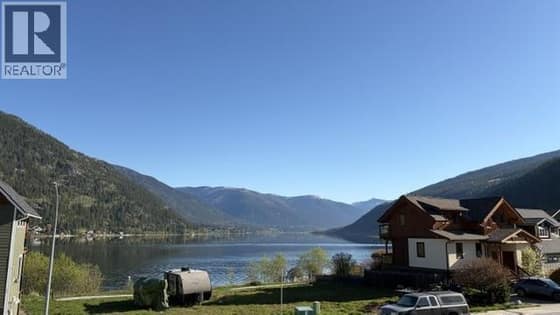 1013 SPROAT Drive