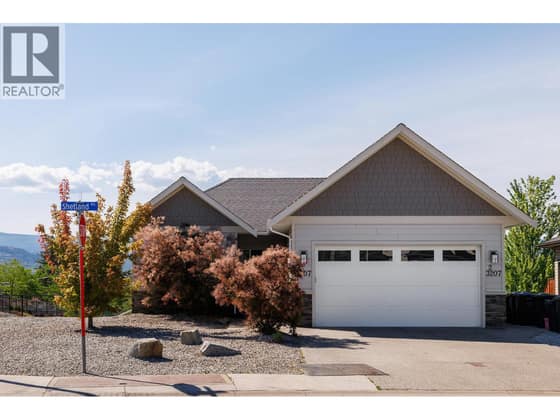 3207 Shetland Road