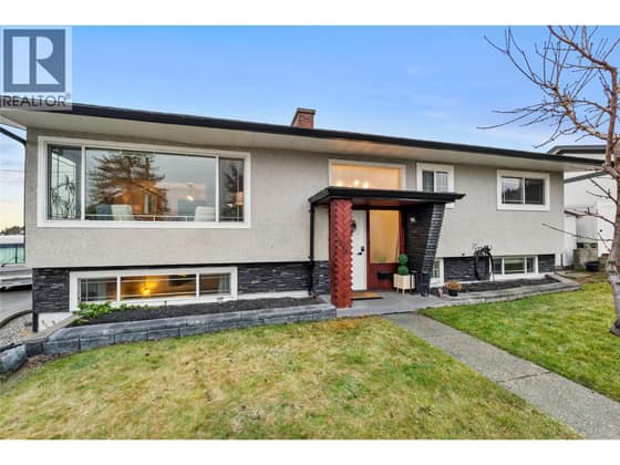 1515 ROBINSON Crescent