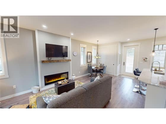 900 BIGHORN Boulevard Unit# 920