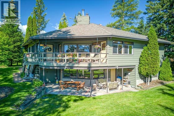2376 Ruault Road