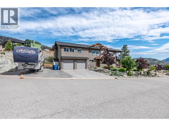 108 CHARDONNAY Court