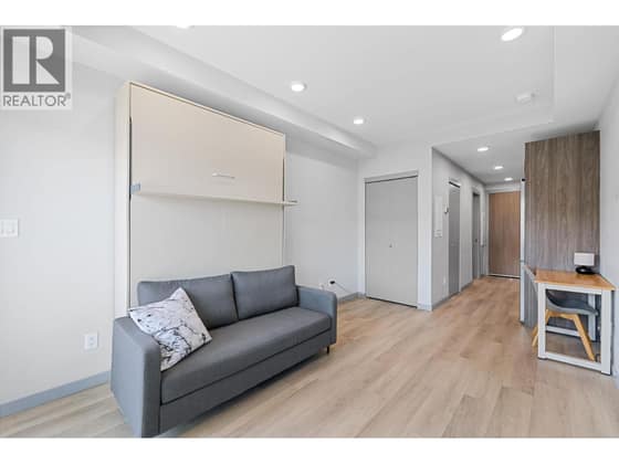 345 Dougall Road N Unit# 320