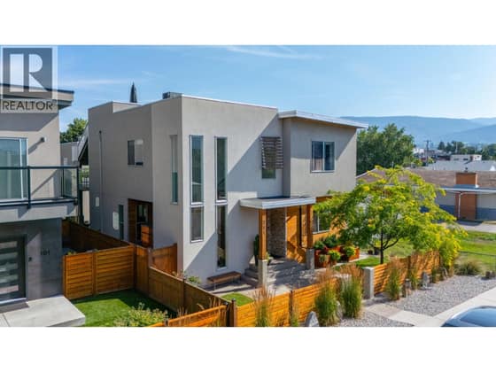 581 Churchill Avenue