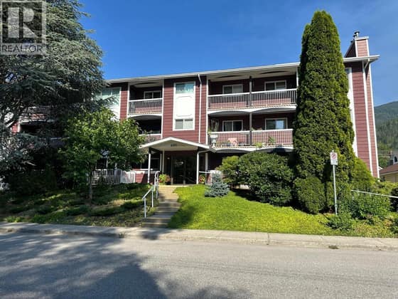 620 Second Street Unit# 105