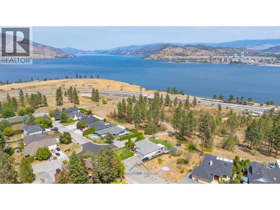 1909 Bayview Court