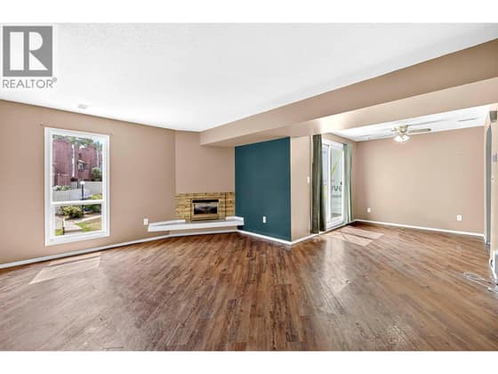 1435 Summit Drive Unit# 41