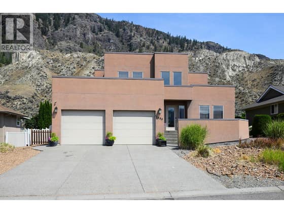 3585 Navatanee Drive