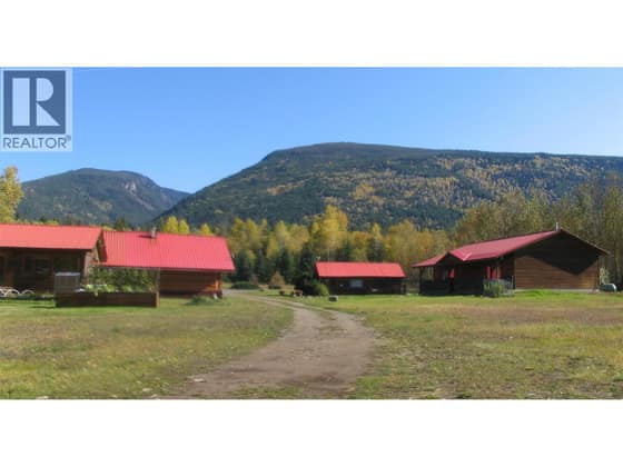 5177 CLEARWATER VALLEY Road